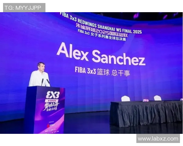 上海篮球队在篮球团队协作排行榜中荣登第七名欧冠足球赛事引发热议