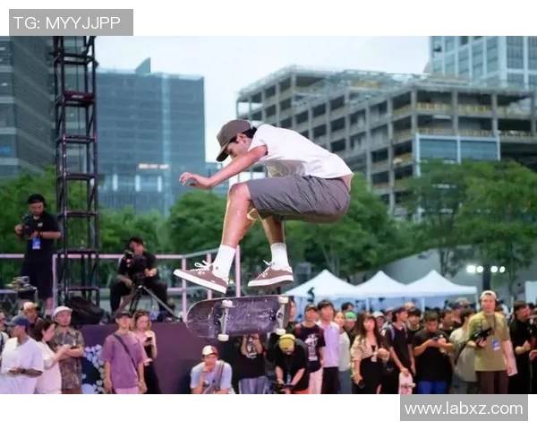 揭秘重庆滑板队的比赛经验与运动滑板的魅力探索之旅