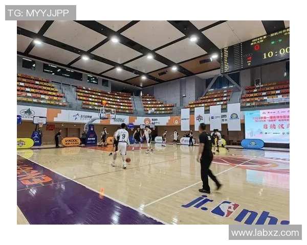 运动数据篮球魅力无穷深入解析杭州篮球队的团队合作与默契精神